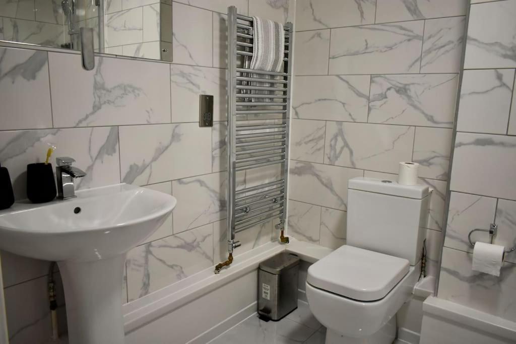 Tottenham Hotspurs Stays At The Gascoigne Suite Londres Exterior foto